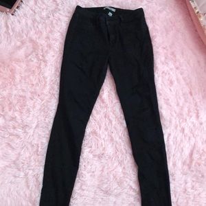 Mid rise black skintight legging